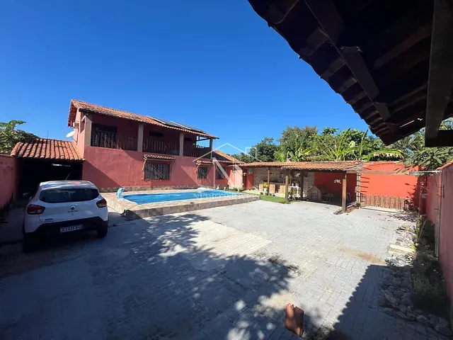 Casa com 480m² 4 quartos e 3 banheiros, à venda, no bairro São José do Imbassaí em Maricá