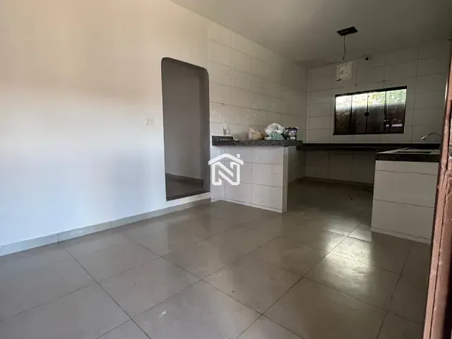 Casa 4 quartos e 2 banheiros, para alugar, no bairro Setor Oeste em Paraíso do Tocantins