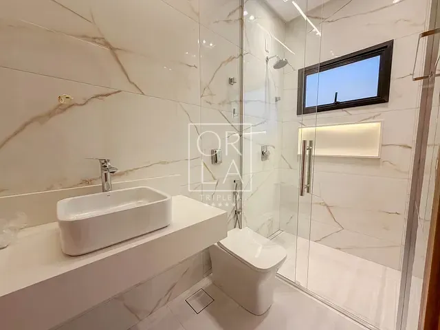 Casa com 525m² 4 quartos e 6 banheiros, à venda, no bairro Jardins Itália em Goiânia