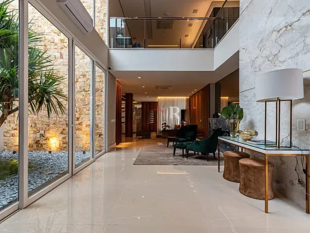 Casa com 2160m² 3 quartos e 7 banheiros, para alugar, no bairro Jardim União em Cambé