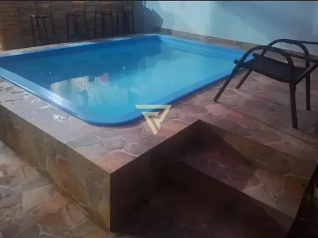 Casa com 200m² 2 quartos e 2 banheiros, à venda, no bairro Vila Albertina em Ribeirão Preto