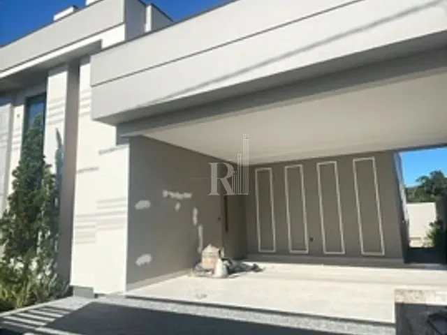Casa 3 quartos e 3 banheiros, à venda, no bairro Areias em Tijucas