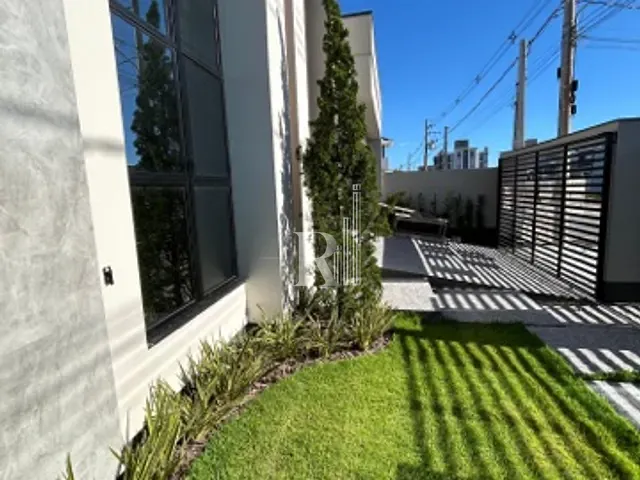 Casa 3 quartos e 3 banheiros, à venda, no bairro Areias em Tijucas