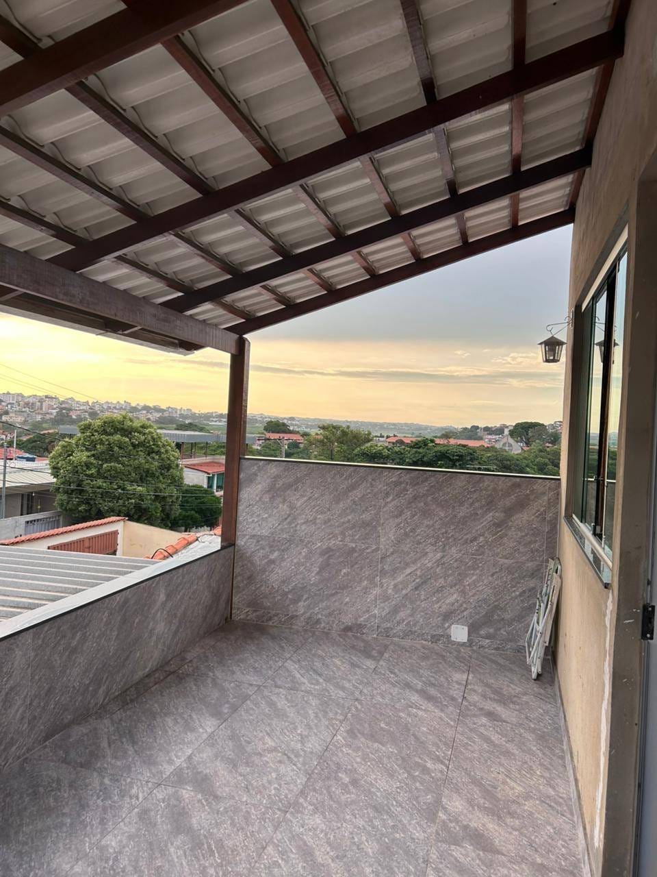 Casa à venda com 2 quartos, 180m² - Foto 7