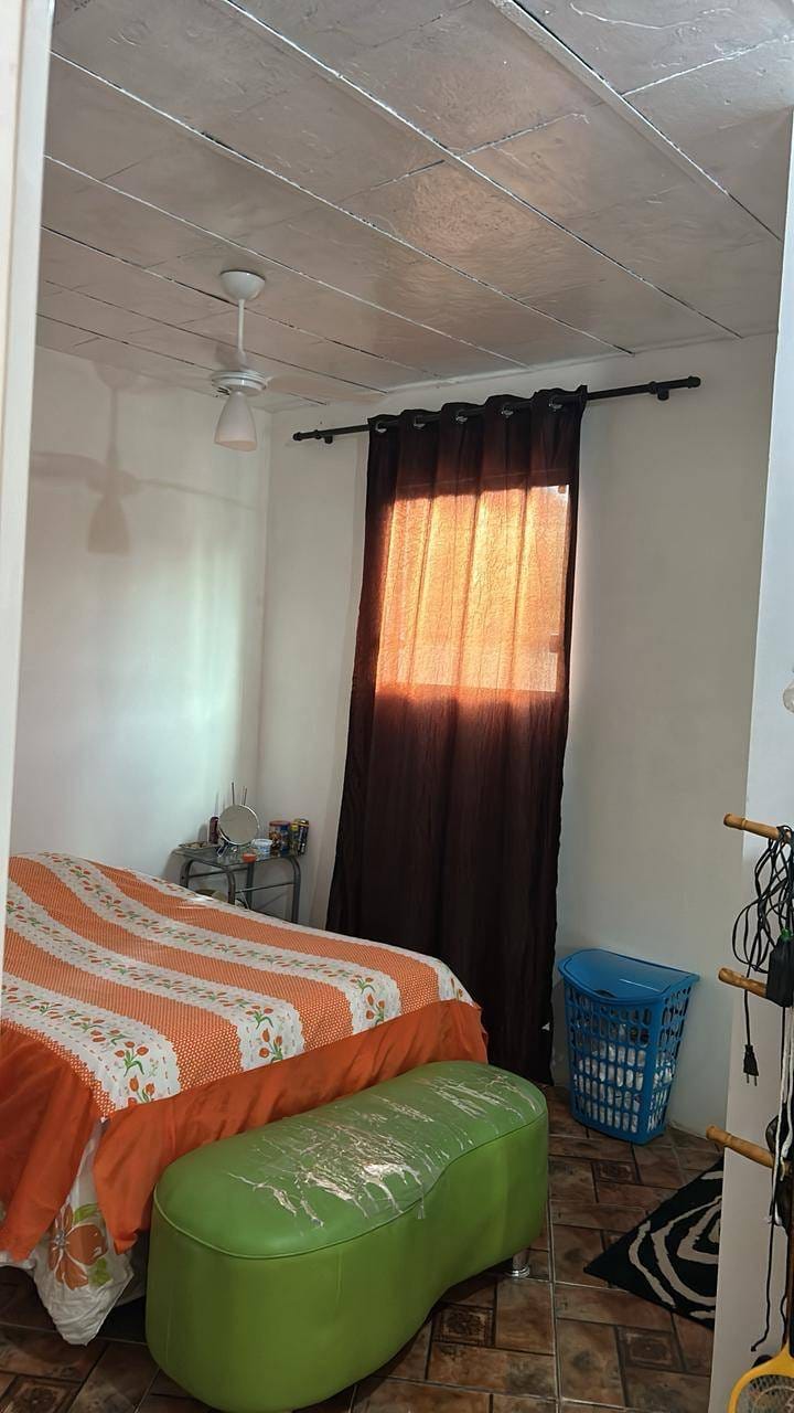 Casa à venda com 2 quartos, 180m² - Foto 10