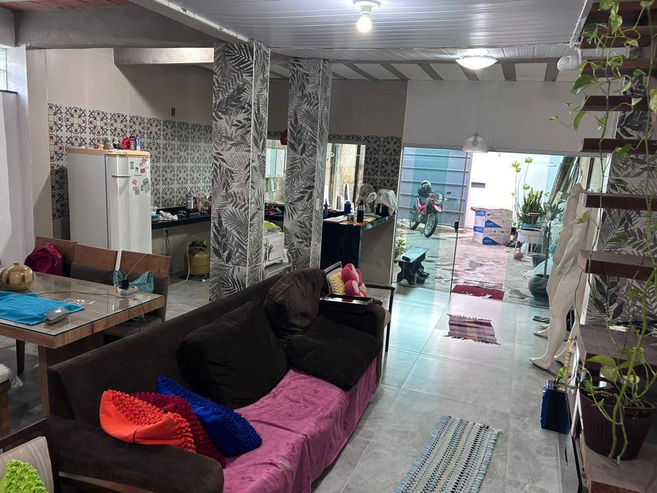 Casa à venda com 2 quartos, 180m² - Foto 2