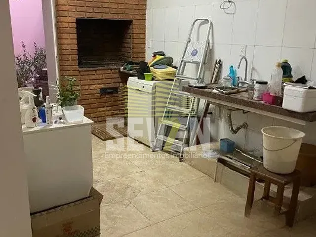Casa com 312m² 3 quartos e 2 banheiros, à venda, no bairro Vila Universitária em Bauru