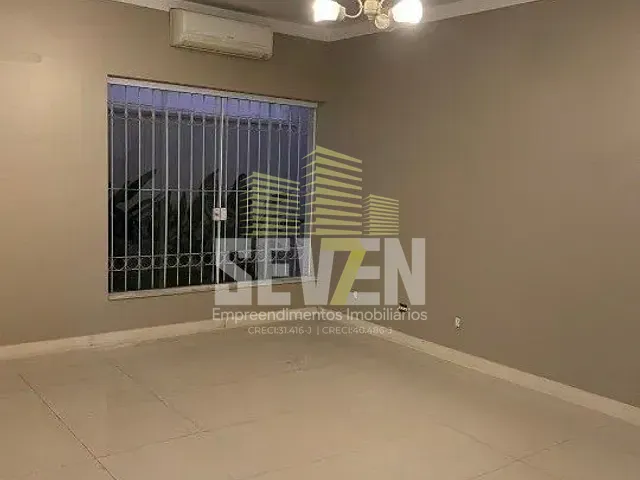 Casa com 312m² 3 quartos e 2 banheiros, à venda, no bairro Vila Universitária em Bauru