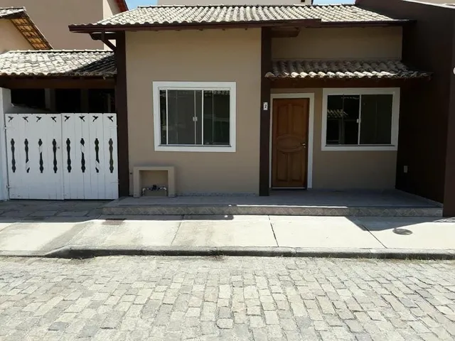 Casa 2 quartos e 1 banheiro, à venda, no bairro Chácara Mariléa em Rio das Ostras