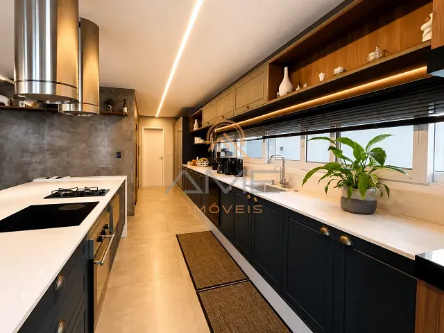 Casa 3 quartos e 2 banheiros, à venda, no bairro Laranjal em Pelotas