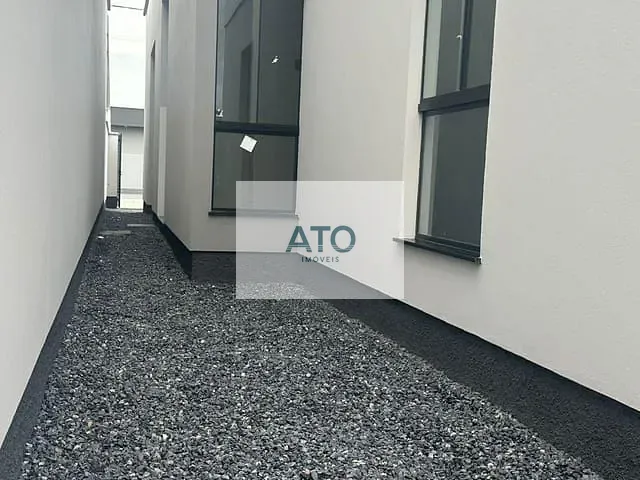 Casa 2 quartos e 1 banheiro, à venda, no bairro joaia em Tijucas