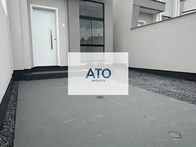 Casa 2 quartos e 1 banheiro, à venda, no bairro joaia em Tijucas