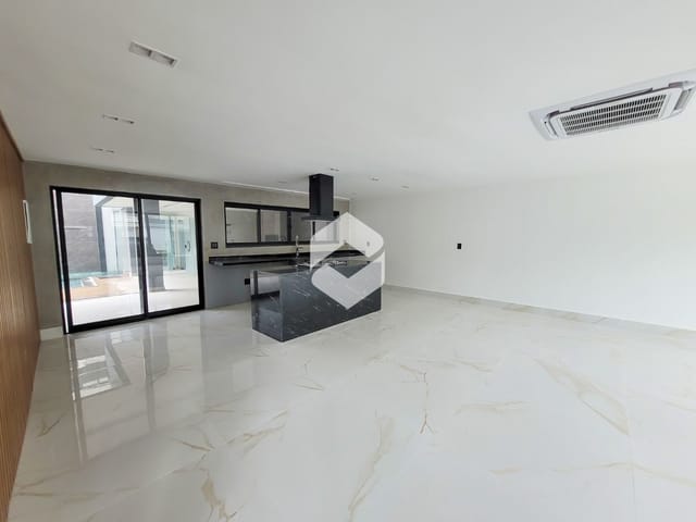 Casa com 290m² 5 quartos e 7 banheiros, à venda, no bairro Recreio dos Bandeirantes em Rio de Janeiro