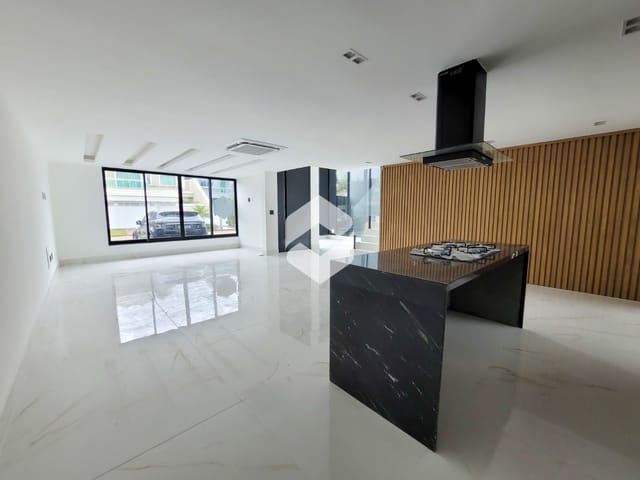 Casa com 290m² 5 quartos e 7 banheiros, à venda, no bairro Recreio dos Bandeirantes em Rio de Janeiro