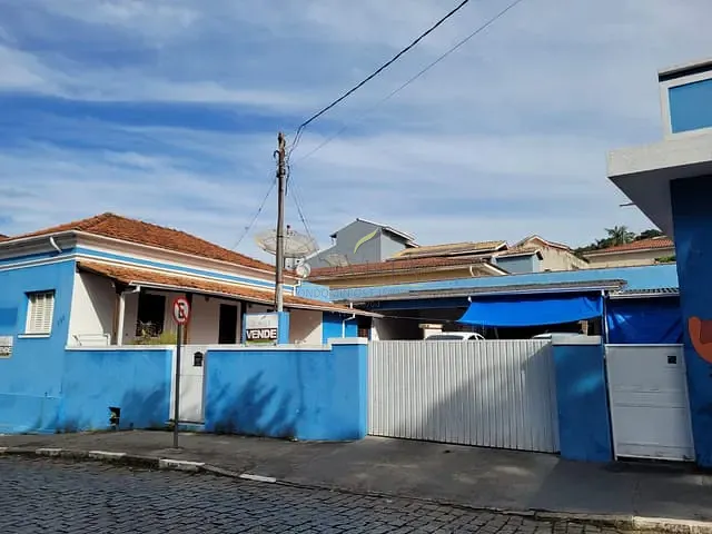 Casa com 659m² 3 quartos e 1 banheiro, à venda, no bairro Centro em Piracaia