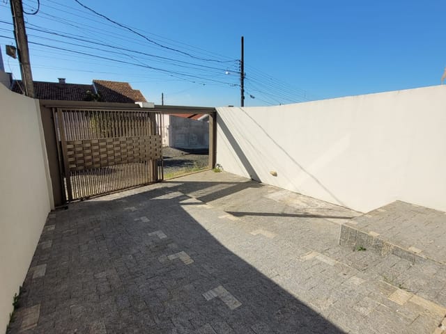 Casa com 283m² 3 quartos e 6 banheiros, à venda ou para alugar, no bairro Orfãs em Ponta Grossa