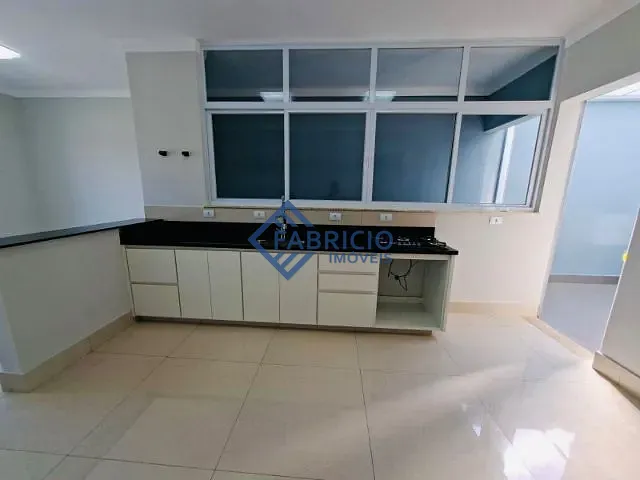 Casa com 300m² 3 quartos e 2 banheiros, à venda, no bairro Marambaia em Vinhedo