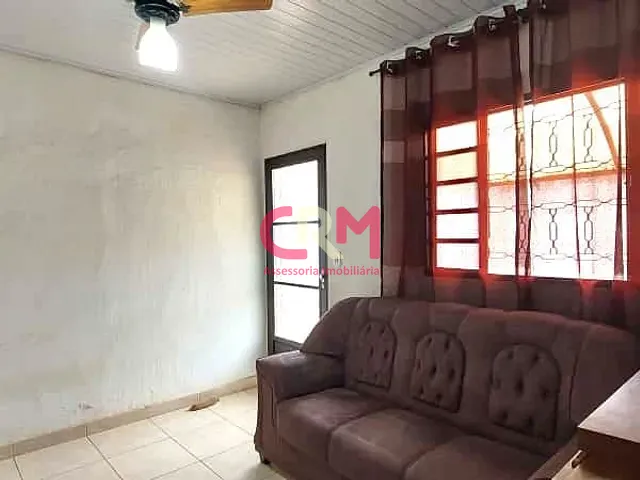 Casa com 248m² 1 quarto e 1 banheiro, à venda, no bairro Jardim Buscardi em Taquaritinga