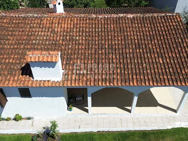 Casa com 300m² 3 quartos e 2 banheiros, à venda, no bairro Centro em Piratini