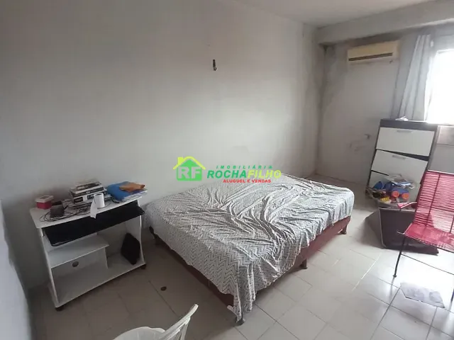 Casa com 200m² 3 quartos e 1 banheiro, para alugar, no bairro José Francisco de Almeida Neto em Teresina
