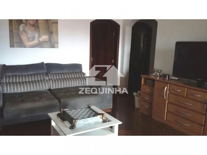 Casa, 4 quartos, 301 m² - Foto 2