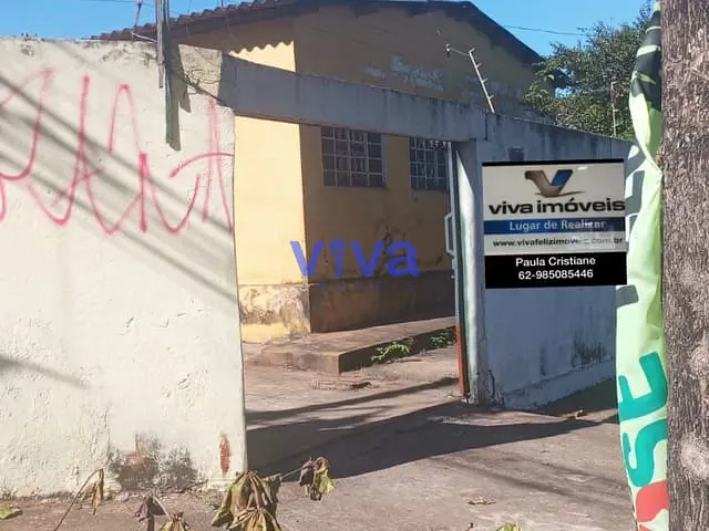Casa 3 quartos e 1 banheiro, à venda, no bairro Vila Redenção em Goiânia