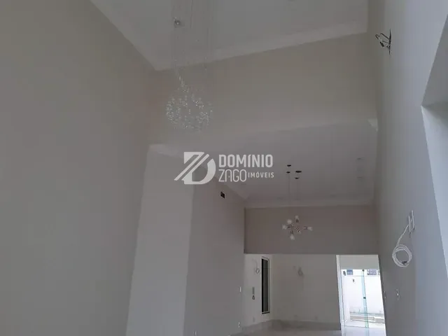 Casa com 399m² 4 quartos e 4 banheiros, à venda, no bairro Damha Residencial Uberaba II em Uberaba