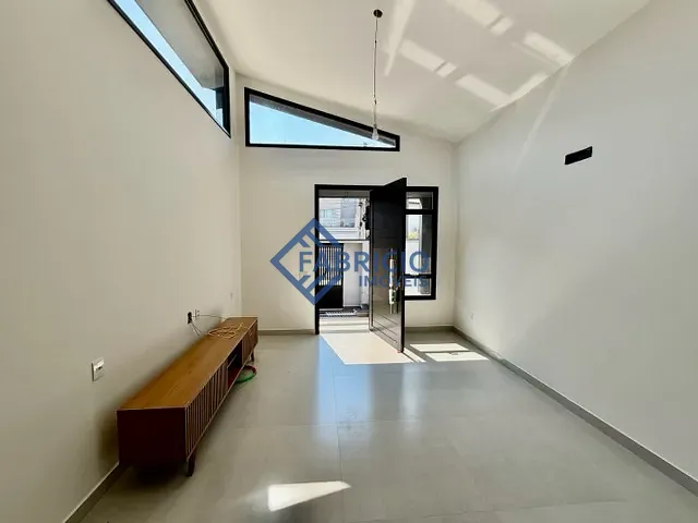Casa com 250m² 3 quartos e 3 banheiros, à venda, no bairro João XXIII em Vinhedo
