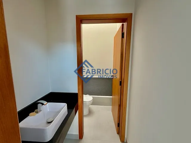 Casa com 250m² 3 quartos e 3 banheiros, à venda, no bairro João XXIII em Vinhedo
