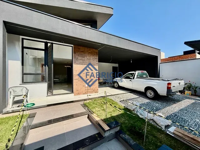 Casa com 250m² 3 quartos e 3 banheiros, à venda, no bairro João XXIII em Vinhedo