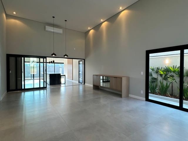 Casa com 450m² 3 quartos e 1 banheiro, à venda, no bairro Jardim Novo Paraíso em Americana