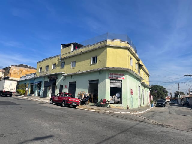 Foto do Casa - ÓTIMO TERRENO DE ESQUINA, AMPLO DE 457 m² COM CASAS E SALÕES - Á VENDA PARA INVESTIR NO JARDIM PRIMAVERA, BAIRRO DO LIMÃO - SÃO PAULO/SP | Horus Imóveis