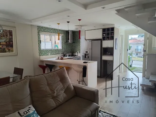 Casa 3 quartos e 2 banheiros, à venda, no bairro Jardim Colibri em Cotia