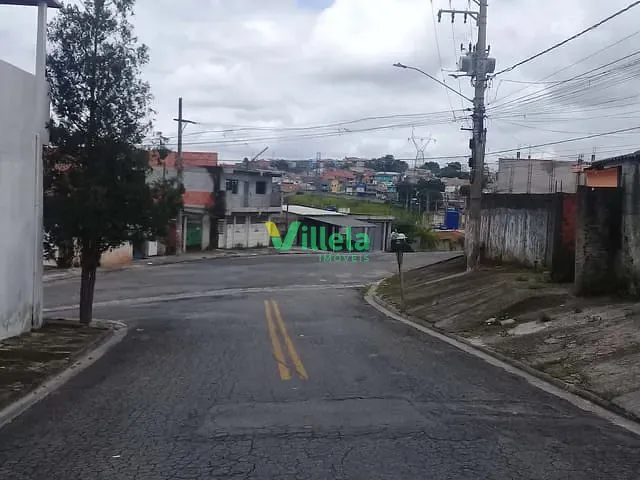 Casa com 150m² 2 quartos e 1 banheiro, à venda, no bairro Estância Guatambu em Itaquaquecetuba
