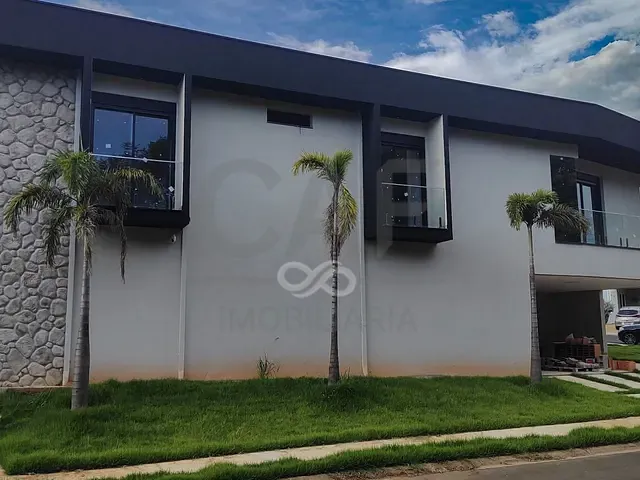 Casa com 377m² 5 quartos e 7 banheiros, à venda, no bairro Vila Jorge Zambom em Jaguariúna