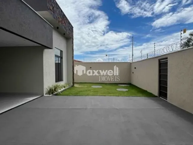 Casa com 405m² 3 quartos e 3 banheiros, à venda, no bairro Jardim Buriti Sereno em Aparecida de Goiânia