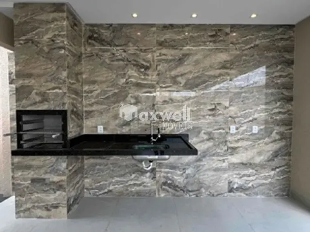 Casa com 405m² 3 quartos e 3 banheiros, à venda, no bairro Jardim Buriti Sereno em Aparecida de Goiânia