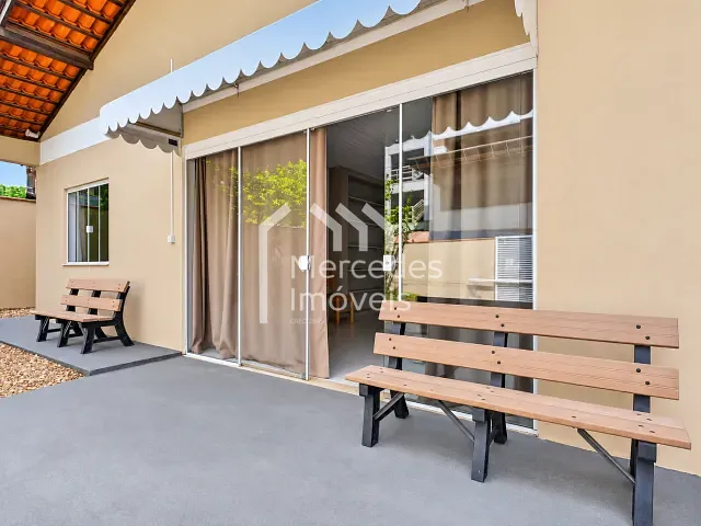 Casa 3 quartos e 2 banheiros, para alugar, no bairro Praia Brava de Itajaí em Itajaí