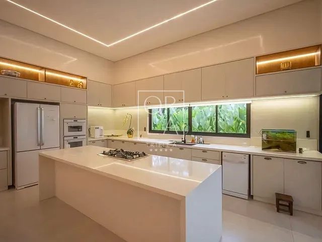 Casa com 2104m² 5 quartos e 7 banheiros, à venda, no bairro Residencial Aldeia do Vale em Goiânia