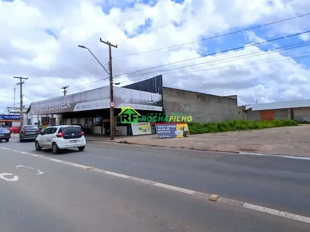 Casa com 540m², para alugar, no bairro Nossa Senhora das Graças em Teresina