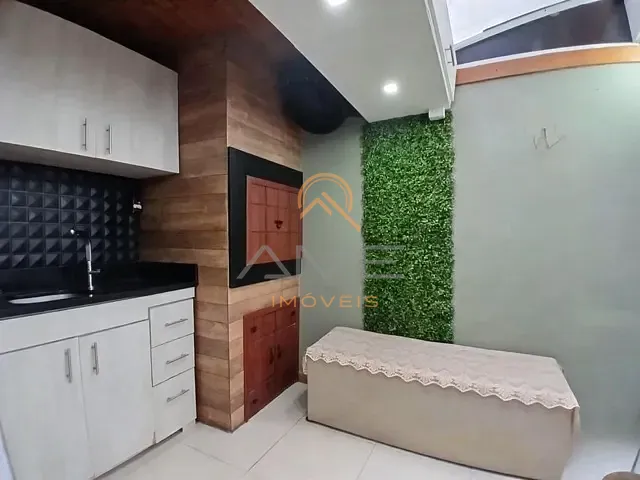 Casa 2 quartos e 1 banheiro, à venda, no bairro Areal em Pelotas