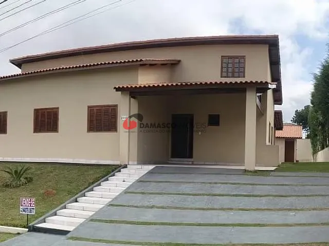 Casa com 350m² 5 quartos e 1 banheiro, à venda, no bairro Bom Jesus dos Perdões em Bom Jesus Dos Perdões