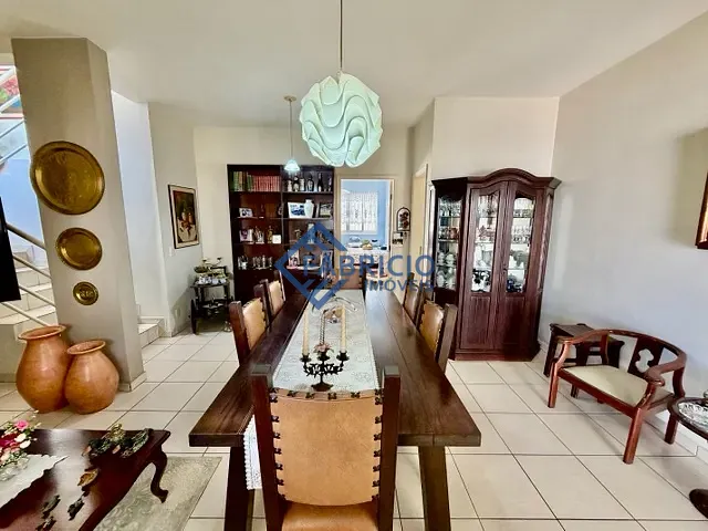 Casa com 160m² 3 quartos e 3 banheiros, à venda, no bairro Santa Claudina em Vinhedo