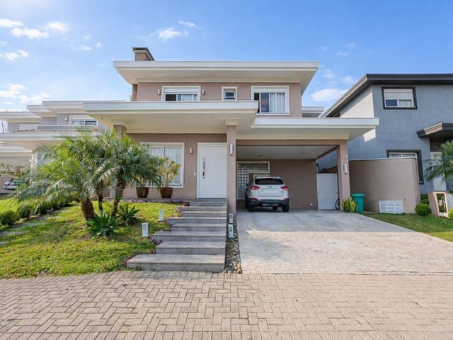Casa com 405m² 4 quartos e 6 banheiros, à venda, no bairro Campo Comprido em Curitiba