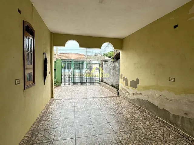 Casa com 300m² 3 quartos e 2 banheiros, à venda, no bairro Salto de São José em Salto