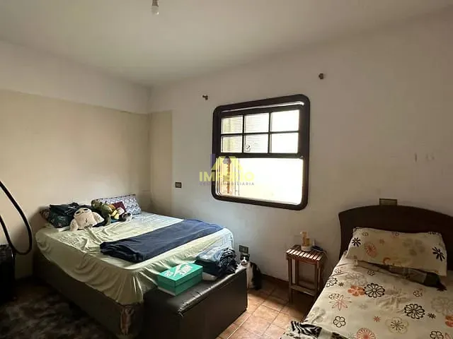 Casa com 300m² 3 quartos e 2 banheiros, à venda, no bairro Salto de São José em Salto