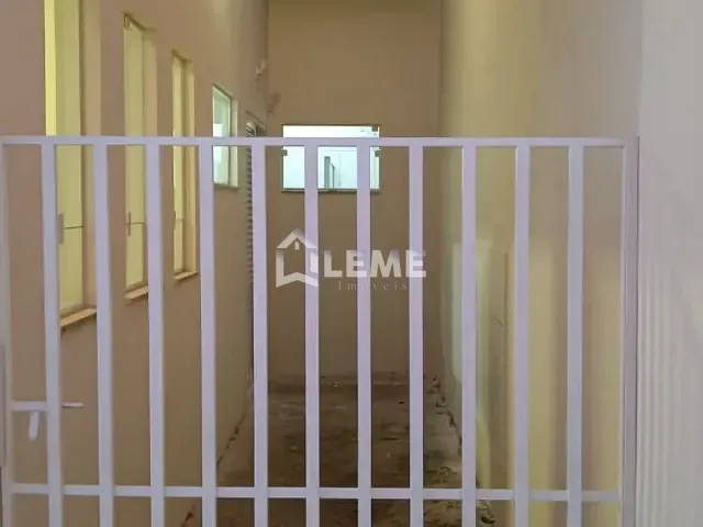 Casa com 250m² 3 quartos e 3 banheiros, à venda, no bairro Residencial Carlito Quilici em Mococa
