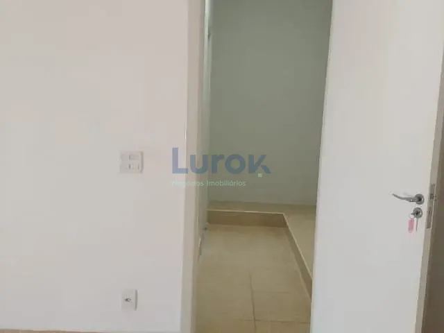 Casa com 300m², para alugar, no bairro Jardim Europa em Valinhos