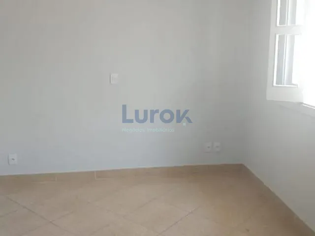 Casa com 300m², para alugar, no bairro Jardim Europa em Valinhos