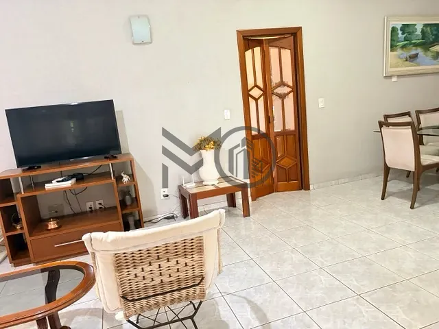 Casa com 420m² 4 quartos e 3 banheiros, à venda, no bairro Jardim Itália em Cuiabá